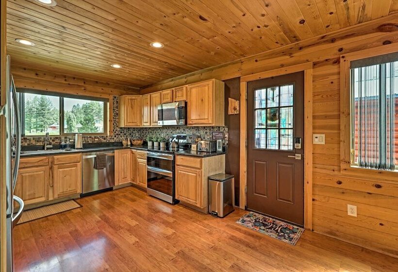 11 Mi To Rainbow Lake: Woodsy Pinetop Oasis