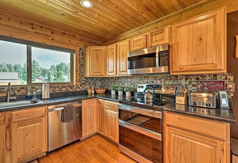 11 Mi To Rainbow Lake: Woodsy Pinetop Oasis