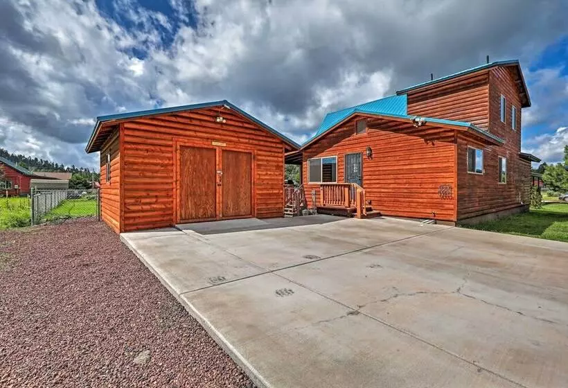 11 Mi To Rainbow Lake: Woodsy Pinetop Oasis