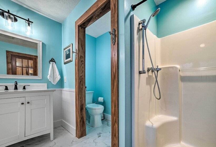 4 Seasons Bellaire Haven For Friends & Family!