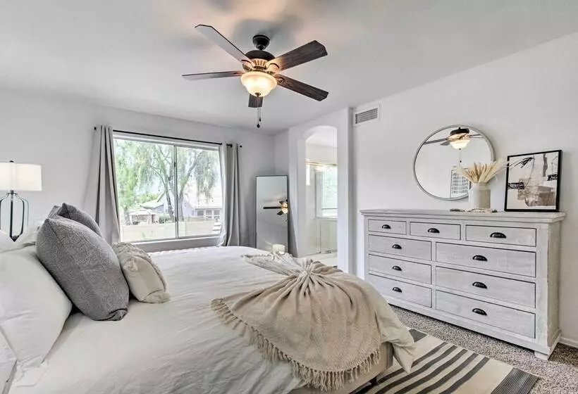 Beautiful Chandler Escape W/ Putting Green & Pool!