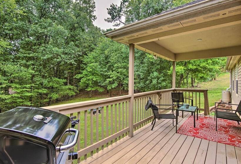 Bella Vista Home: Steps To Mountain Biking Trails!