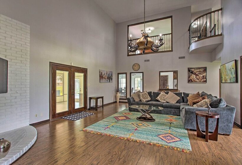 Big Barrels Ranch On 50 Acres: Countryside Views