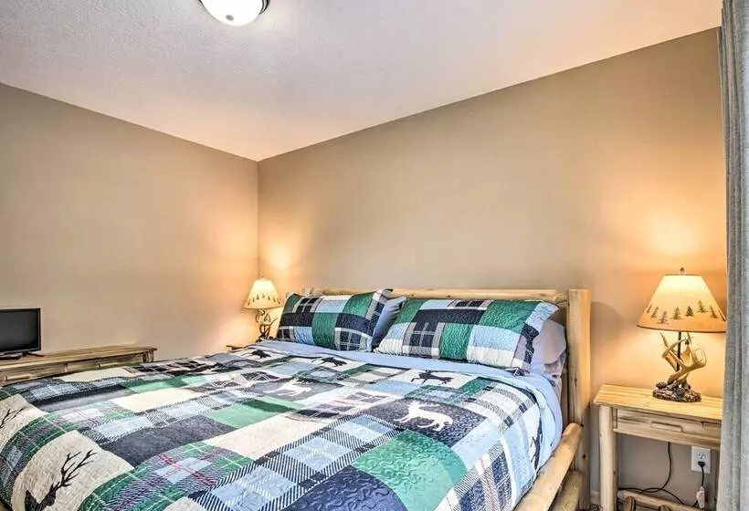 Breezy Point Cabin W/ Fire Pit   Walk To Lake