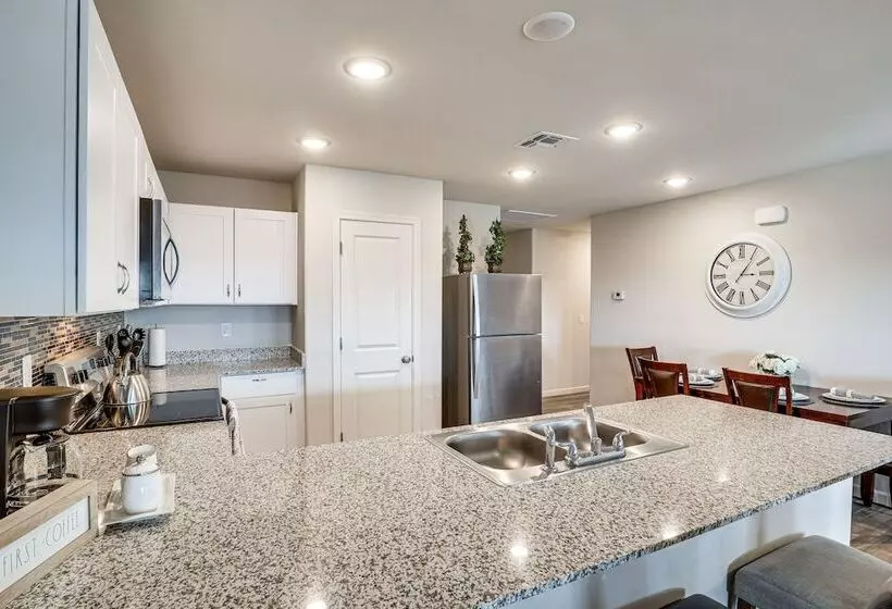 Bullhead City Home W/ Mtn View, By Colorado River