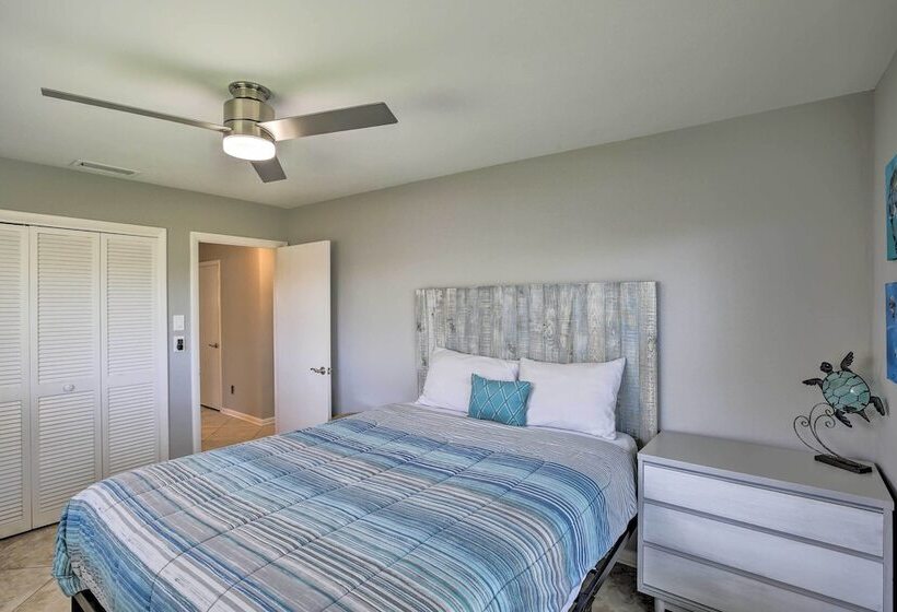 Boat & Fish: Waterfront Cape Coral Home W/ Pool