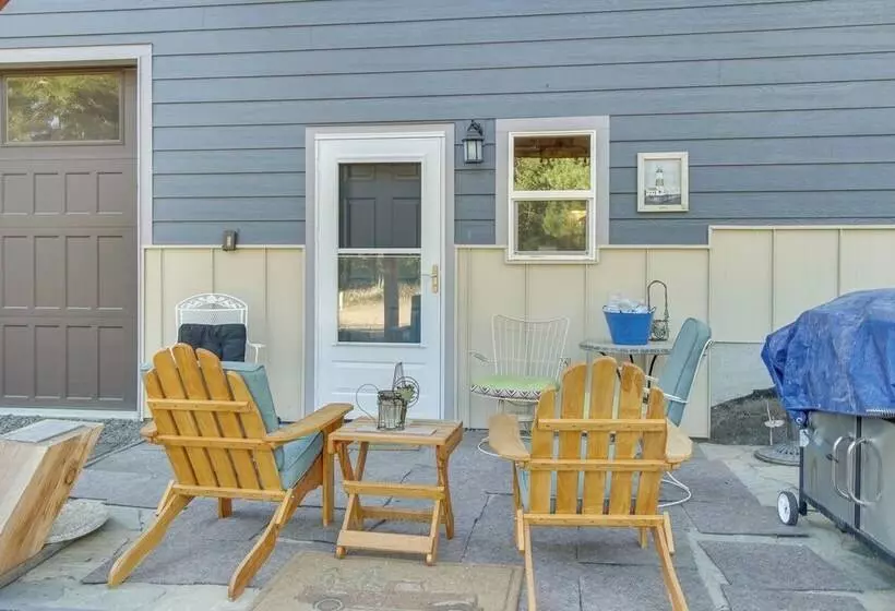 Cascade Cabin Hideaway W/ Views, 1/2 Mi To Lake