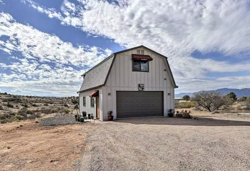Wine Country Retreat In Cornville: Hot Tub & View