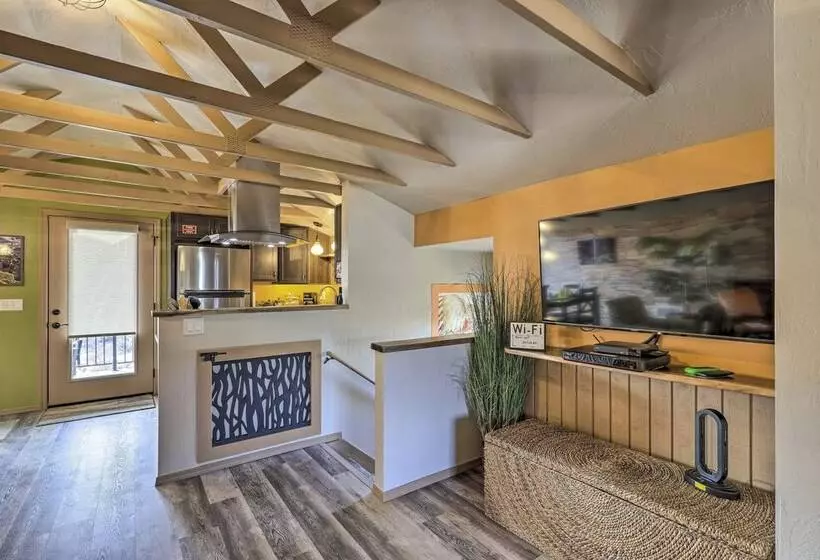 Wine Country Retreat In Cornville: Hot Tub & View