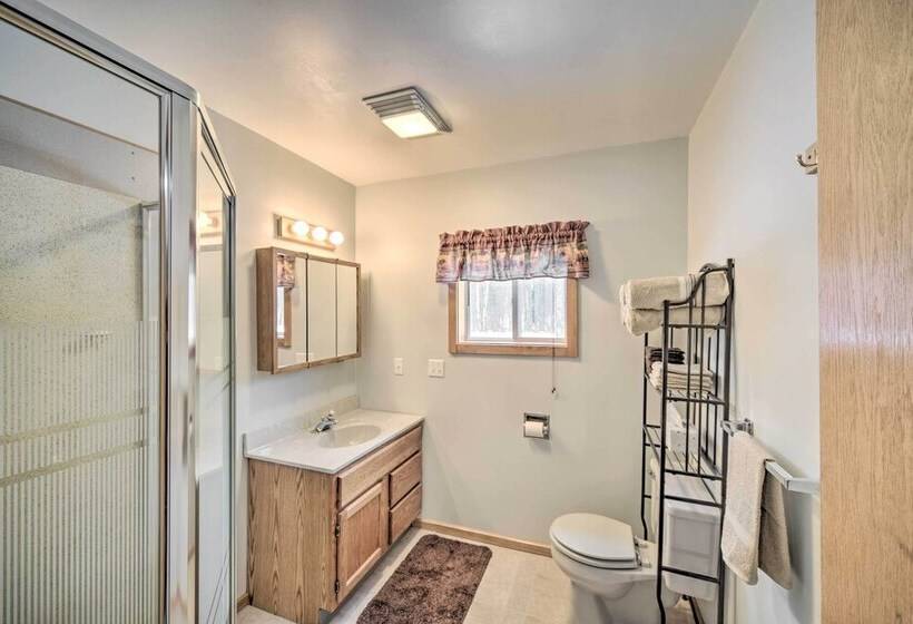 Cozy Birchwood Retreat On Utv Trail W/ Hot Tub!