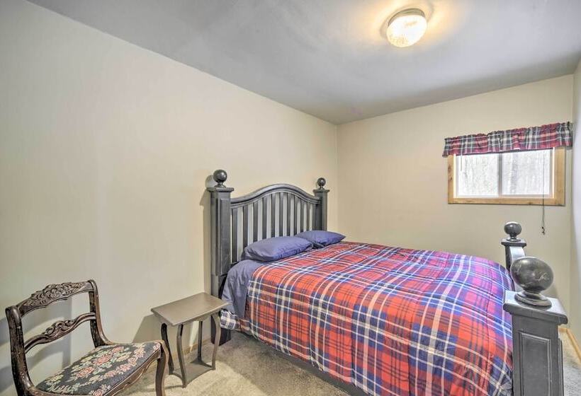 Cozy Birchwood Retreat On Utv Trail W/ Hot Tub!