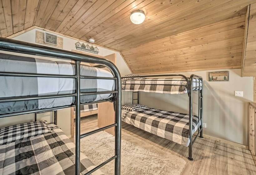 Cozy Birchwood Retreat On Utv Trail W/ Hot Tub!
