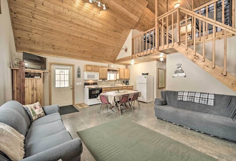 Cozy Birchwood Retreat On Utv Trail W/ Hot Tub!