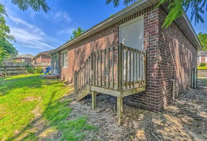 Home 10 Mi To Downtown Pensacola: Pets Welcome!