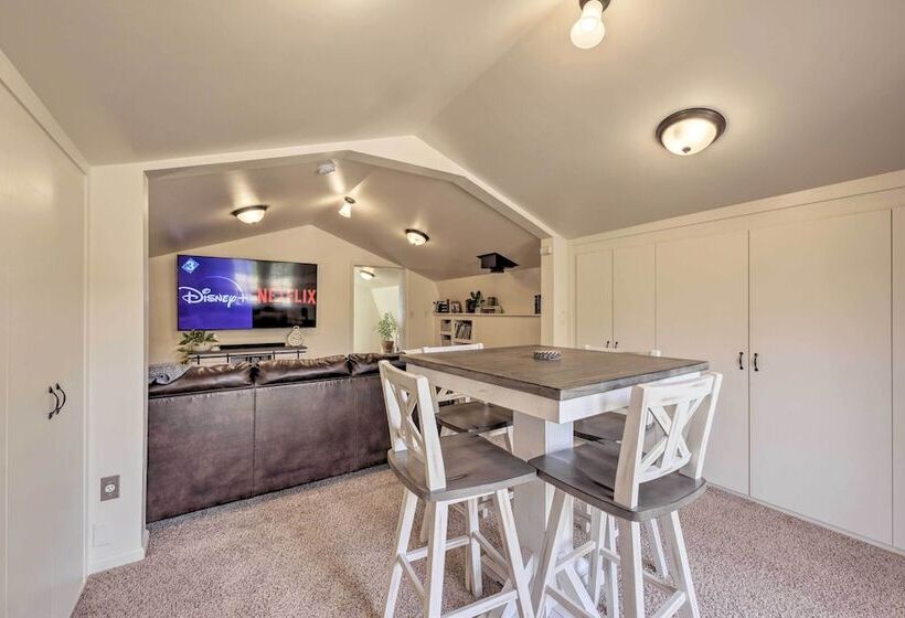 Family Home Near Kings & Sequoia National Parks!