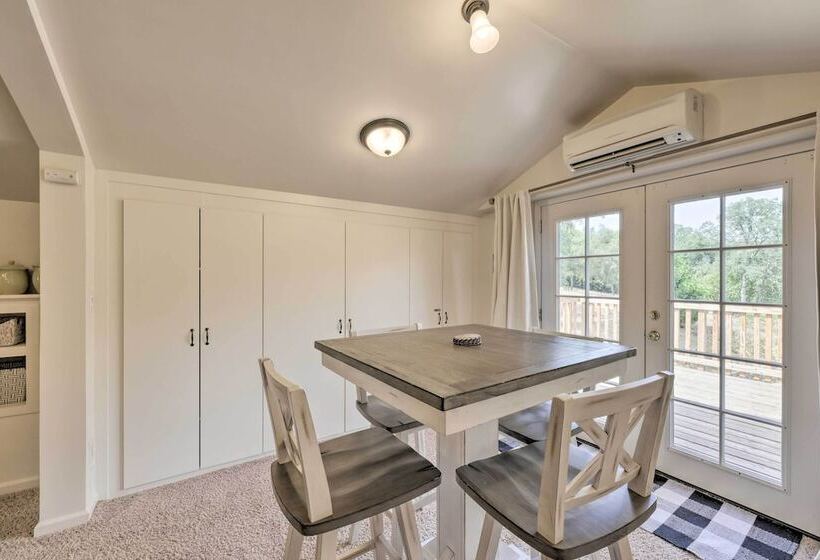 Family Home Near Kings & Sequoia National Parks!