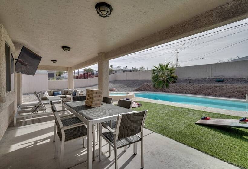 Lake Havasu Home W/ Fire Pit & Grill, 3 Mi To Lake