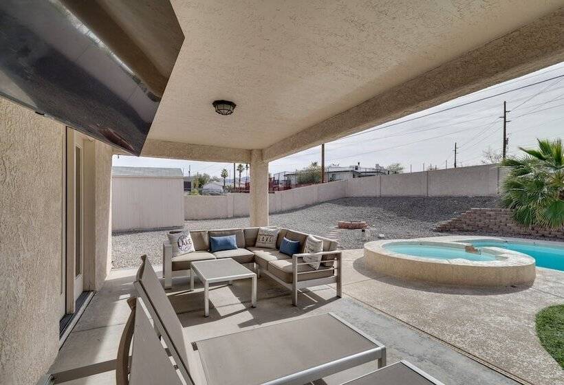 Lake Havasu Home W/ Fire Pit & Grill, 3 Mi To Lake