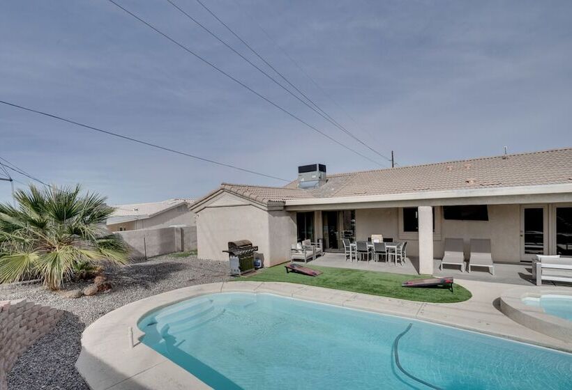 Lake Havasu Home W/ Fire Pit & Grill, 3 Mi To Lake