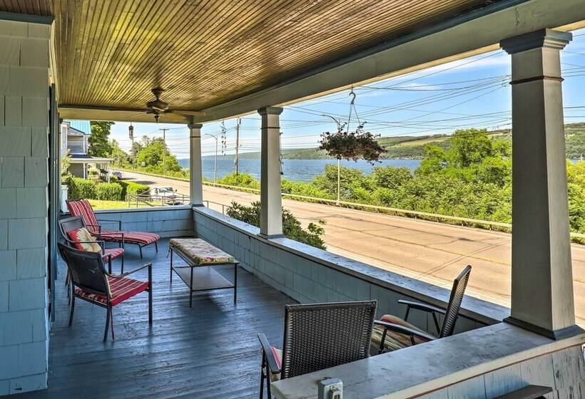 Finger Lakes Home W/ Sweeping Views And Sun Deck!