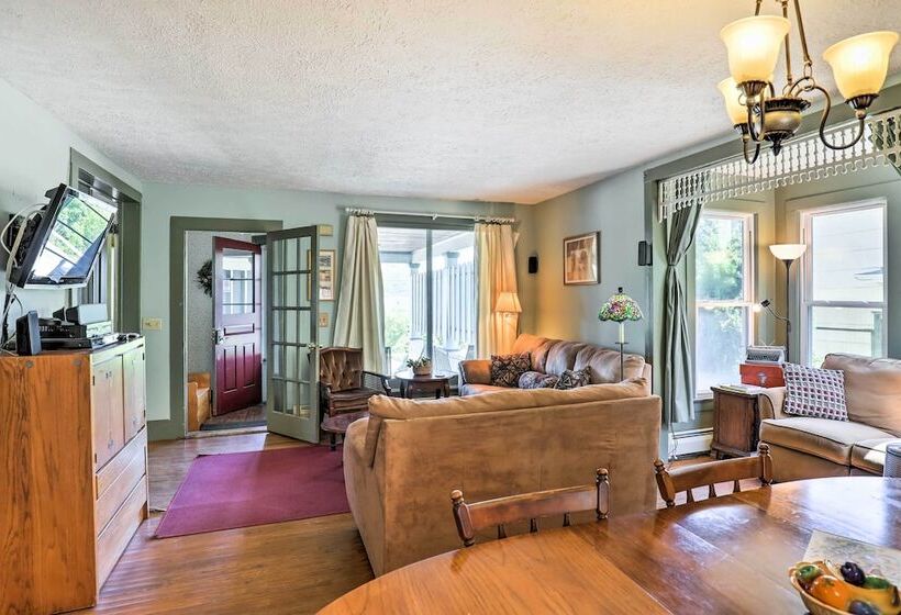 Finger Lakes Home W/ Sweeping Views And Sun Deck!