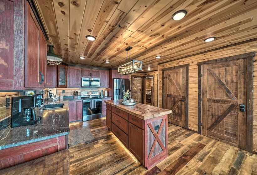 Galena Cabin W/ Wraparound Porch & Game Room!