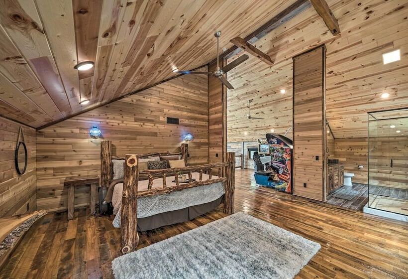 Galena Cabin W/ Wraparound Porch & Game Room!