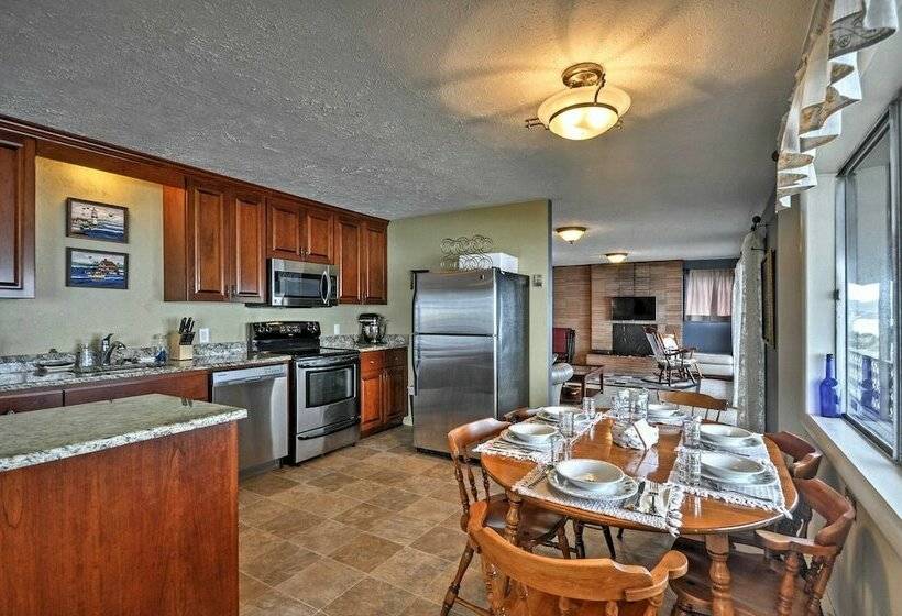 Grandma S House Charm + Depoe Bay Whale Watching