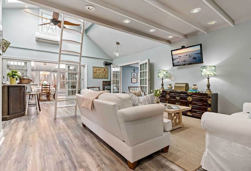 Guilford Carriage House At Granite Lodge!