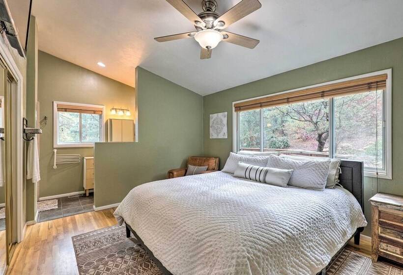 Prescott Home W/ Fireplace ~ 2 Mi To Downtown!