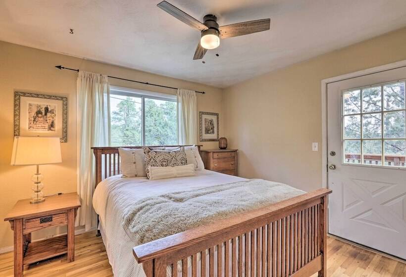 Prescott Home W/ Fireplace ~ 2 Mi To Downtown!