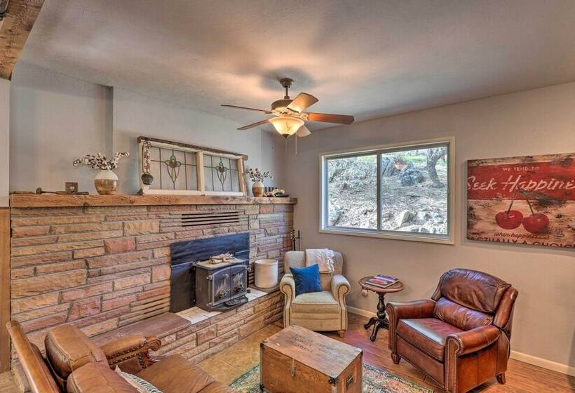 Prescott Home W/ Fireplace ~ 2 Mi To Downtown!