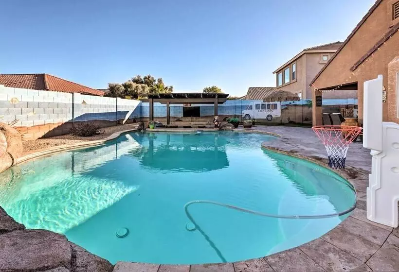 Maricopa Home W/ Swim Up Bar, Heated Pool & Slide
