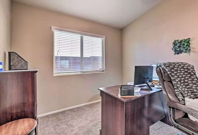 Maricopa Home W/ Swim Up Bar, Heated Pool & Slide