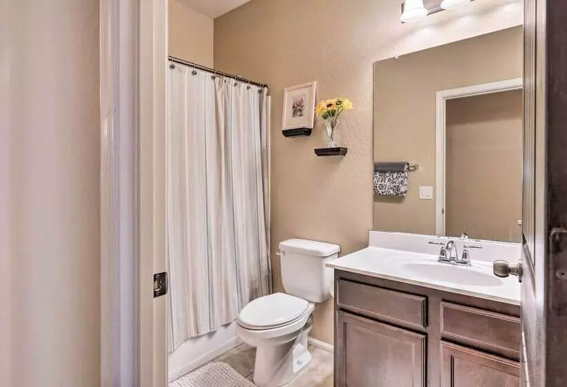 Maricopa Home W/ Swim Up Bar, Heated Pool & Slide