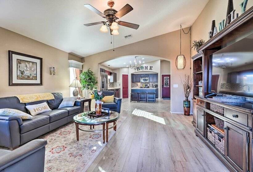 Maricopa Home W/ Swim Up Bar, Heated Pool & Slide