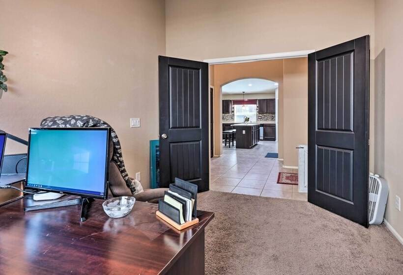 Maricopa Home W/ Swim Up Bar, Heated Pool & Slide