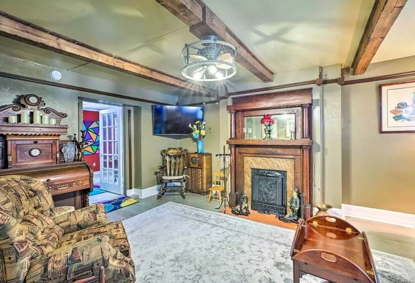 Lucy S Place  Elizabethtown Home W/ Fire Pit