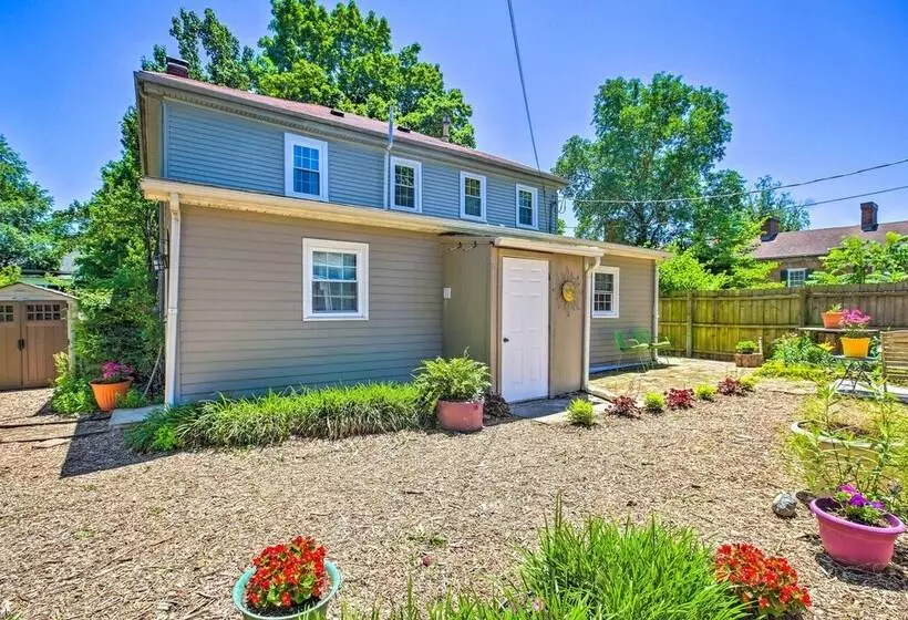 Lucy S Place  Elizabethtown Home W/ Fire Pit