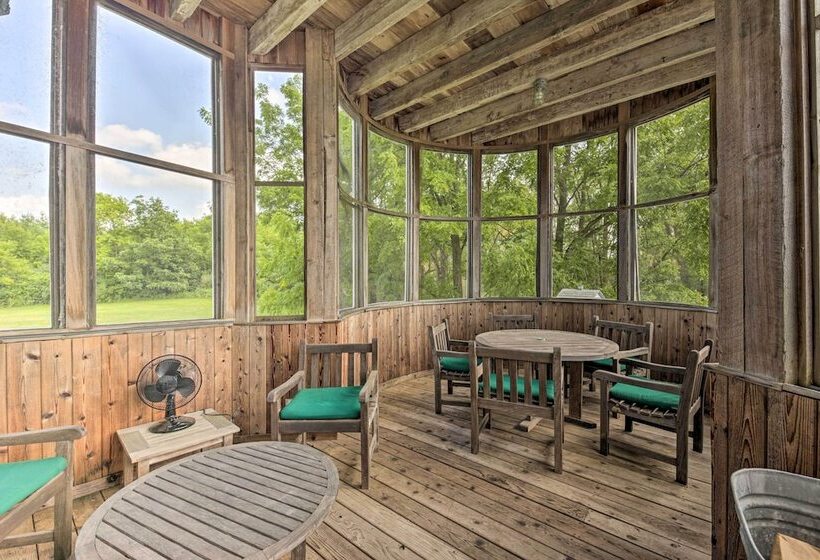 Luxe Barndominium W/ Home Gym, Theater, & More!