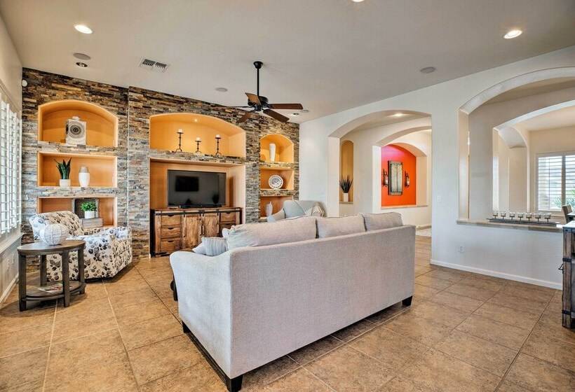 Luxury Sonoran Oasis: 11 Mi To Phoenix Raceway!