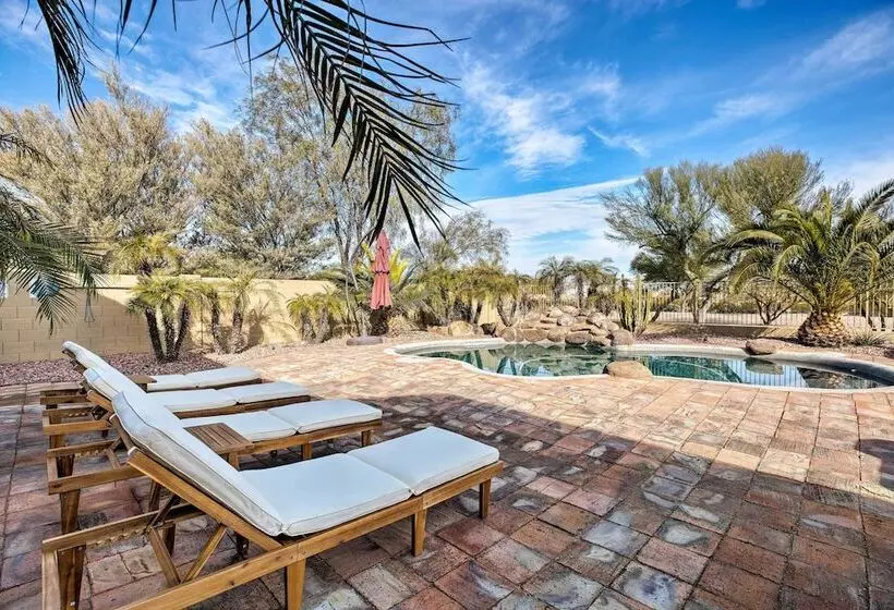 Luxury Sonoran Oasis: 11 Mi To Phoenix Raceway!