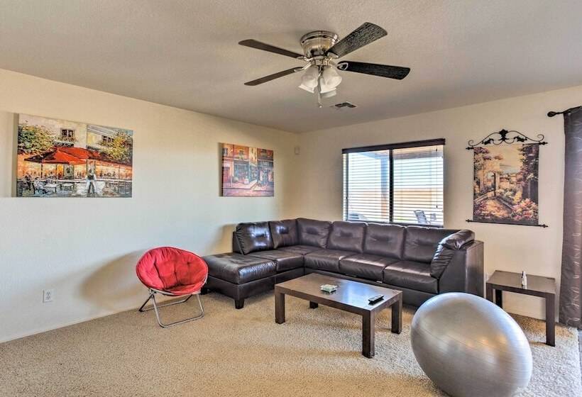 Maricopa House W/ Private Pool & Putting Green!