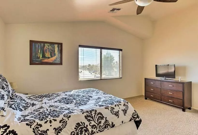 Maricopa House W/ Private Pool & Putting Green!