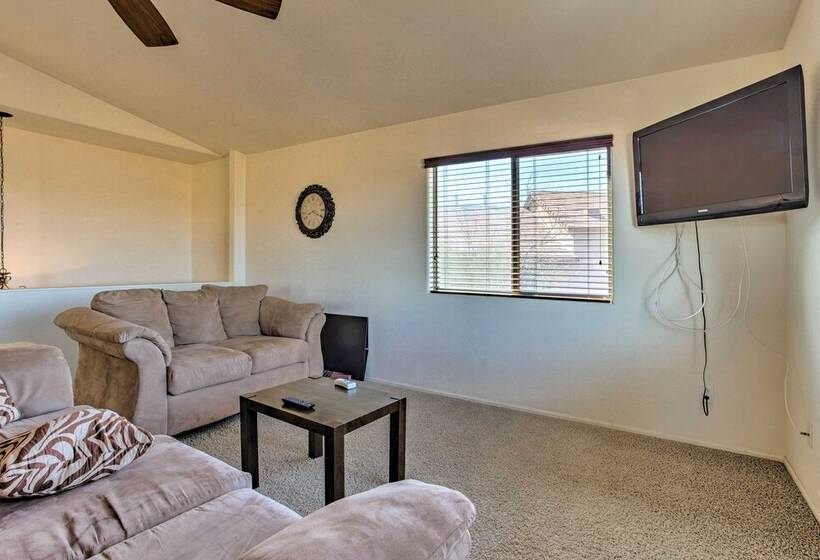 Maricopa House W/ Private Pool & Putting Green!