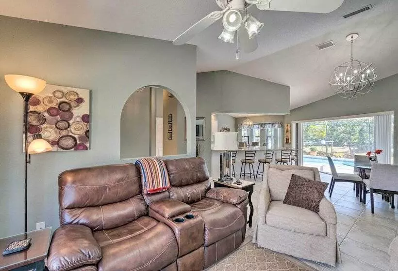 Modern House < 5 Miles To Port Charlotte Beach!