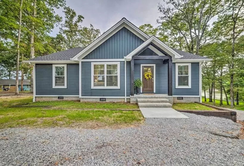Modern Kentucky Lake Home W/ Deck, Dock, View