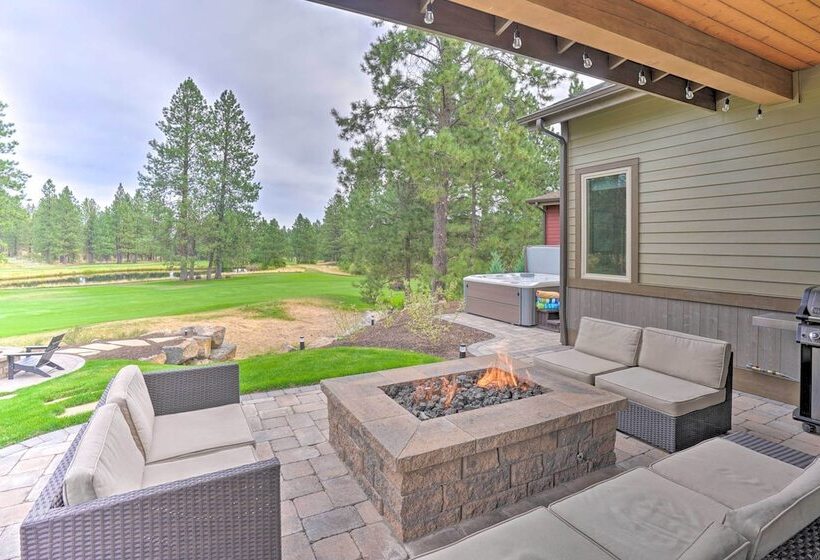 Mountain Base Lodge: 6 Miles To Downtown Bend
