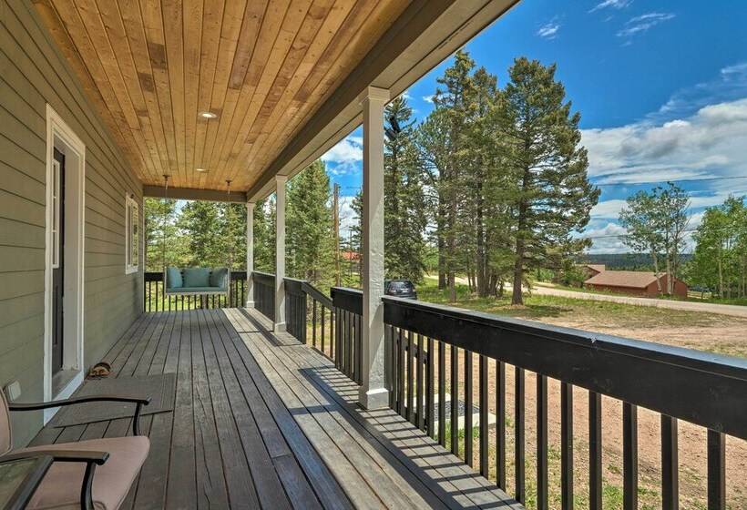 Mtn View Home On 3 Acres W/ Arcade & Hot Tub!