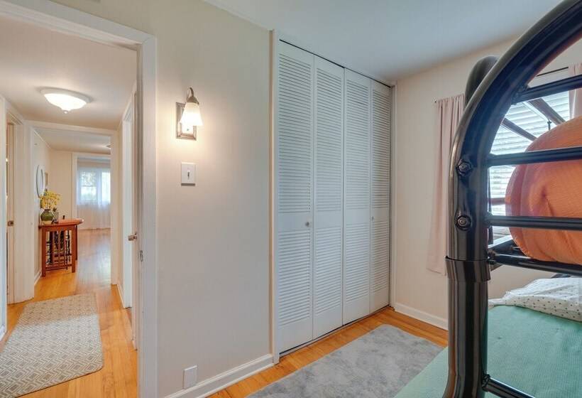 Oak Ridge Retreat W/ Porch < 1 Mi To Downtown